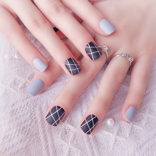 Bộ 24 móng tay giả nhám kèm keo+ miếng dán