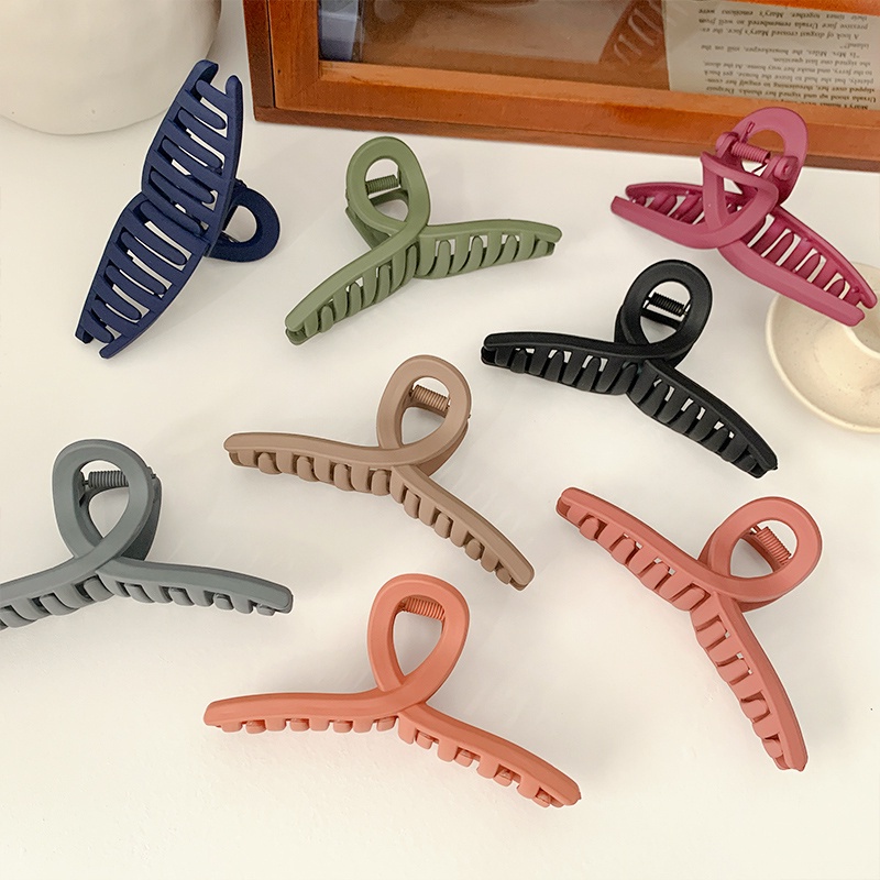 Kẹp tóc răng cá mập xinh xắn dành cho nữ