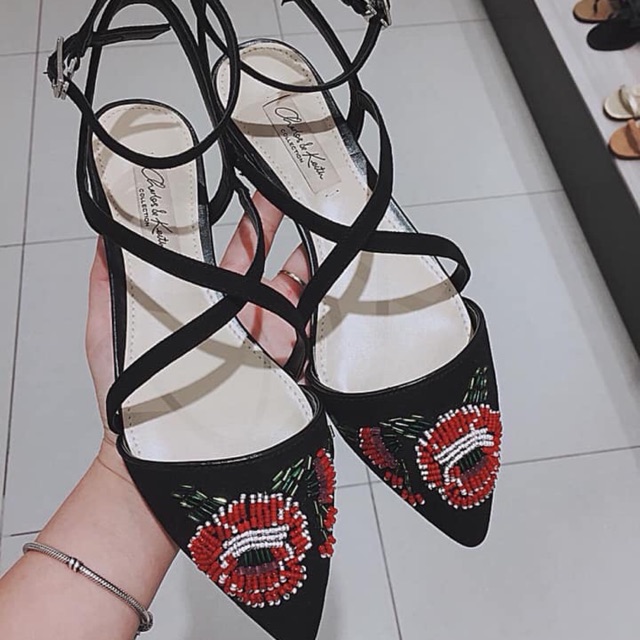 Giày charles and keith used