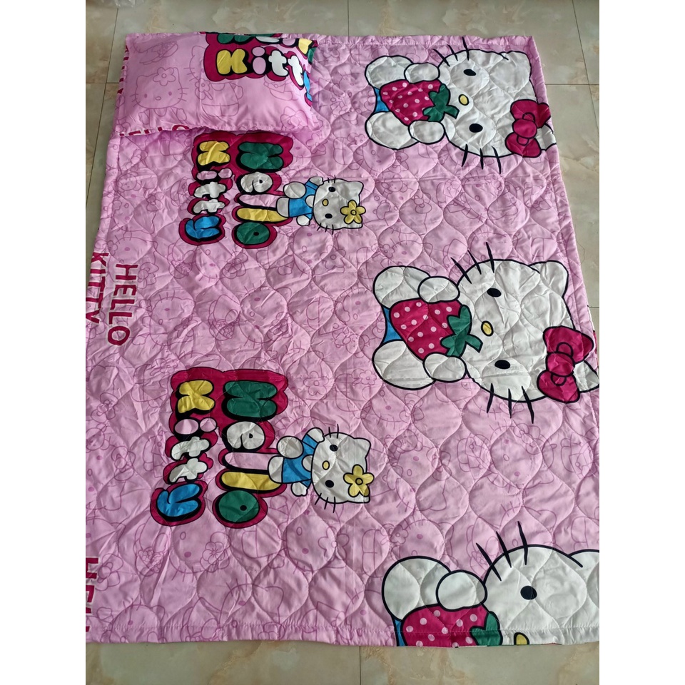 (Bán chạy No1)  Bộ Chăn Đắp Kèm Gối Cho Bé Đi Học Hello Kitty Ôm Dâu 1m4 Như Hình  Mền Poly cotton trần bông 3 lớp