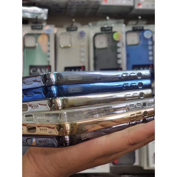 Ốp Lưng Dẻo Viền Màu Có Hỗ Trợ Sạc Không Dây MagSafe Iphone 14,14 Pro,14 Pro Max,13 Pro,13 Pro Max,12 Pro Max Hãng KST