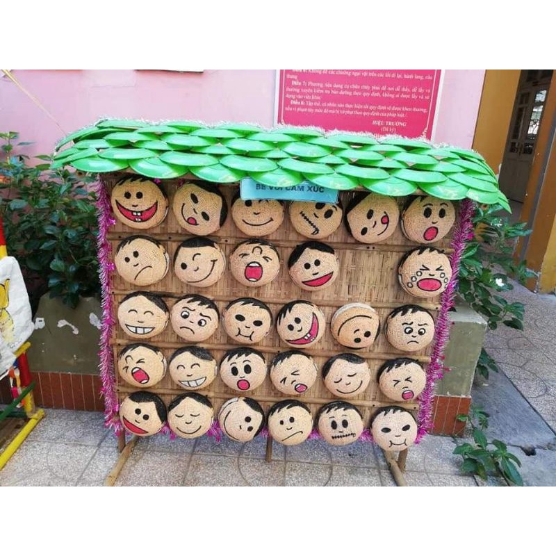 Mẹt trang trí mặt cảm xúc