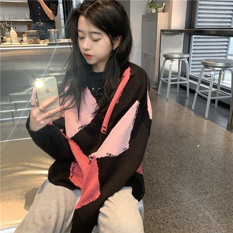 Xiaozhainv Áo sweater tay dài dáng rộng họa tiết caro phong cách hoài cổ Hàn Quốc thanh lịch cho nữ có 2 màu tùy chọn | BigBuy360 - bigbuy360.vn