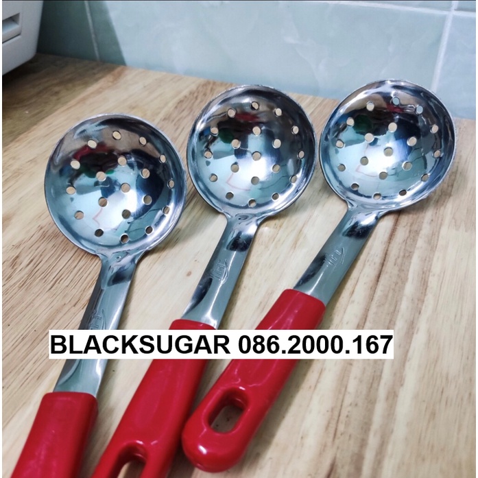 Vá Múc - Vá Lỗ Nhỏ Inox Cán Nhựa Đỏ Đúc 19x6cm