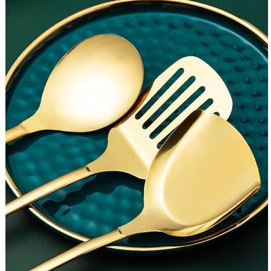 Set đồ nấu ăn 6 món mạ vàng cao cấp cho các  mẹ ( mua cả set tặng giá treo cao cấp )