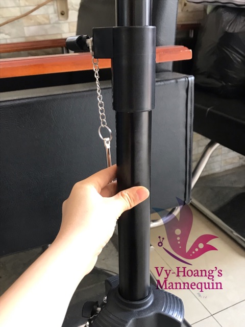 Chân giữ đầu manocanh