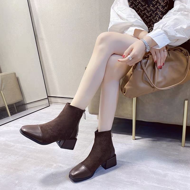 (ORDER) Bốt cao gót da lộn gót vuông 4,5cm phối mũi da mềm BIG SIZE 35-42 | BigBuy360 - bigbuy360.vn