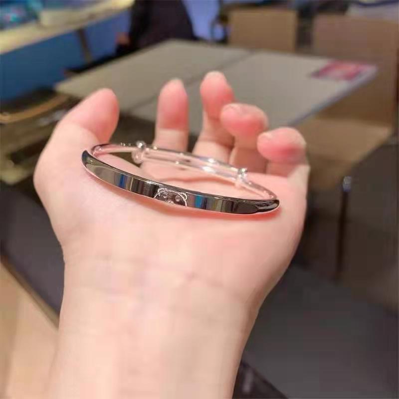 Thời trang Hàn Quốc Đơn giản dễ thương Winnie the Pooh Shiny Ladies Bracelet