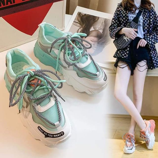 Giày thể thao nữ hàng oder không có sẵn