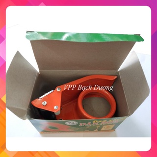 Cắt băng keo dán thùng 6cm - Dân Hoa