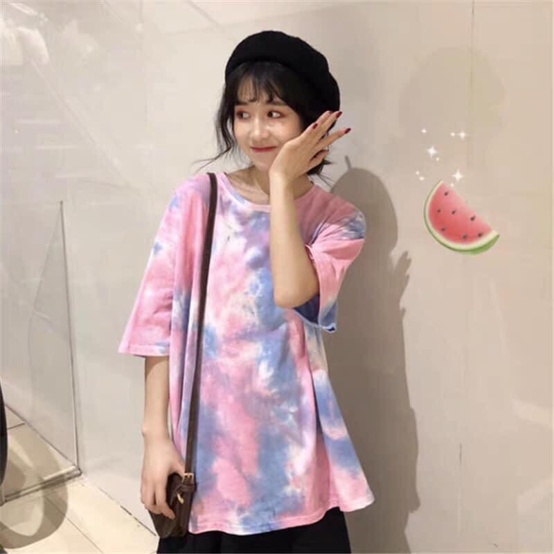 Áo phông loang hồng