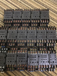 Đế rơ le 14 chân - PYF14A