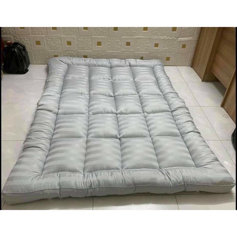 [GIÁ HỦY DIỆT ] Topper- Tấm làm mềm nệm cotton kẻ 3p Hàn Quốc sản phẩm hot nhất 2021 ( dày 8-9p)