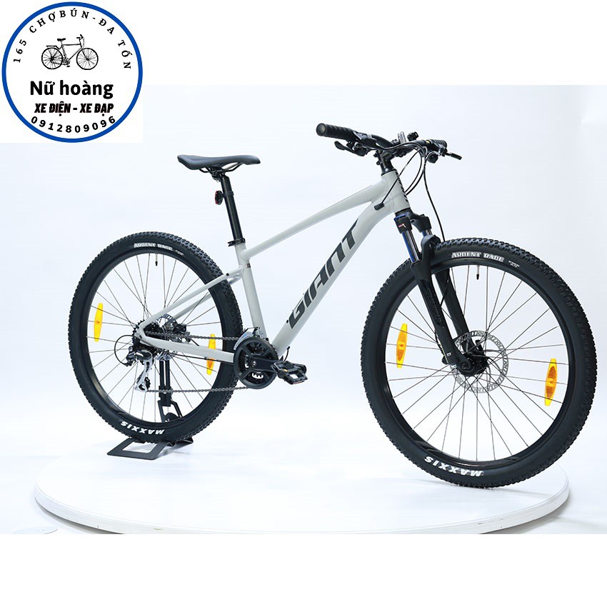 Xe đạp địa hình MTB GIANT TALON 2 – PHANH ĐĨA, BÁNH 27.5 INCHES – 2021 - tặng chắn bùn, bình nước, giá để bình nước