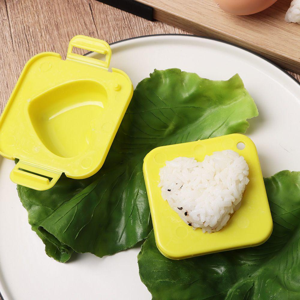 Khuôn Làm Trứng Cuộn Hình Ngôi Sao/Chú Thỏ/Cá Hoạt Hình Dễ Thương