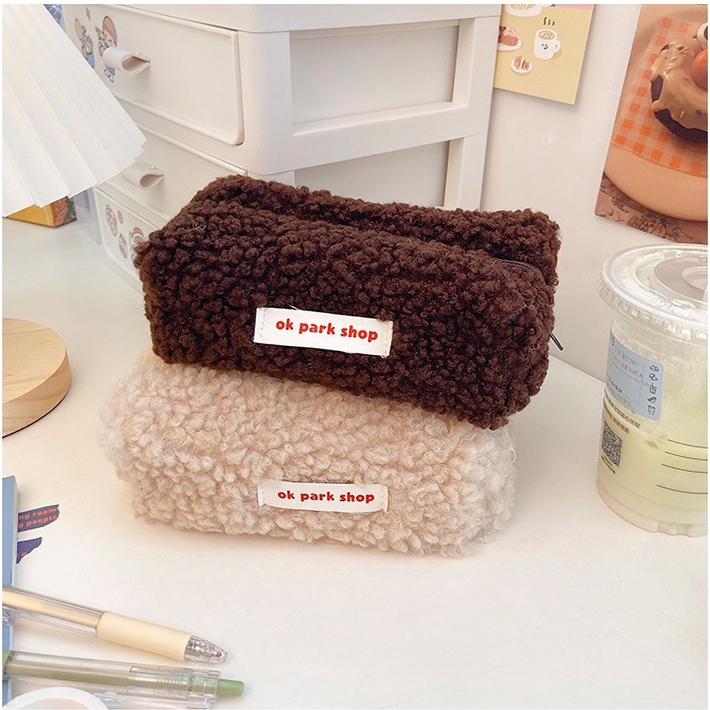 Túi Đựng Bút/Mỹ Phẩm Bằng Len Phối Lông Cừu Dễ Thương Có Sức Chứa Lớn Phong Cách Hàn Quốc