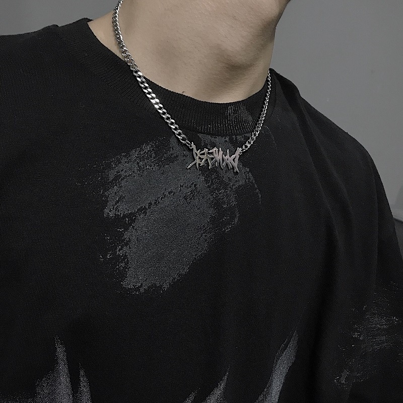 Dây chuyền chữ ngang thép titan không đen không rỉ ( có bảo hành )