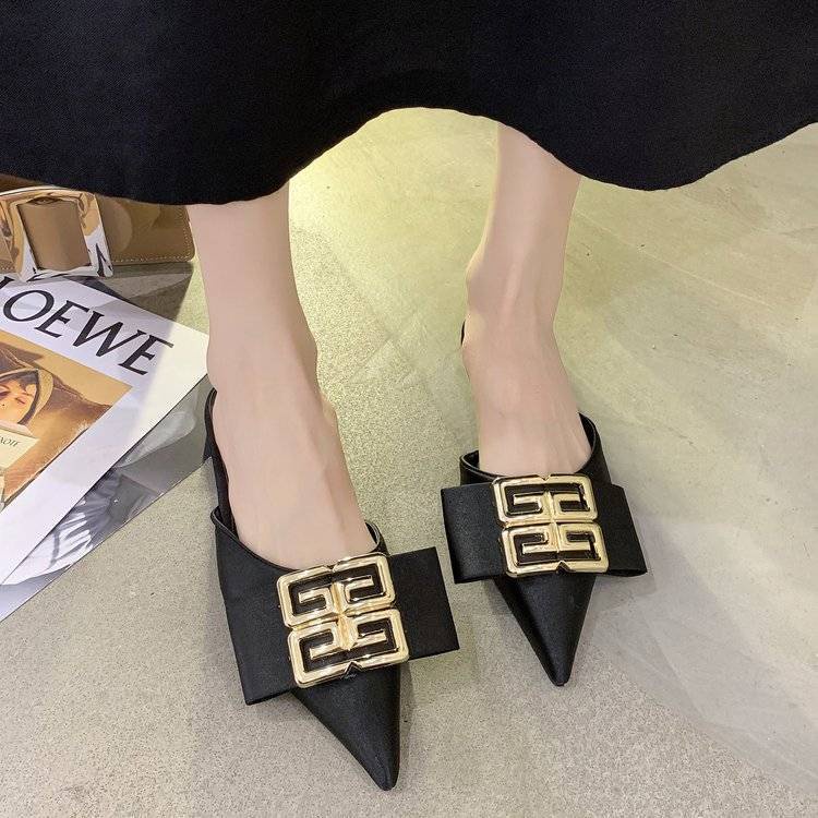 Sandal Mũi Nhọn Đế Bằng Cao Cấp Thời Trang Dành Cho Mùa Thu