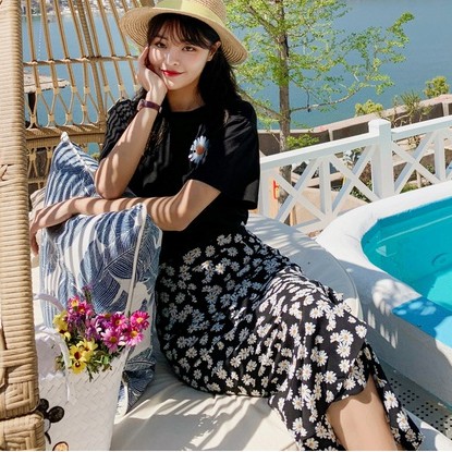 Chân váy hoa nhí Bingshop voan lụa dáng xoè cạp chun siêu hot | BigBuy360 - bigbuy360.vn