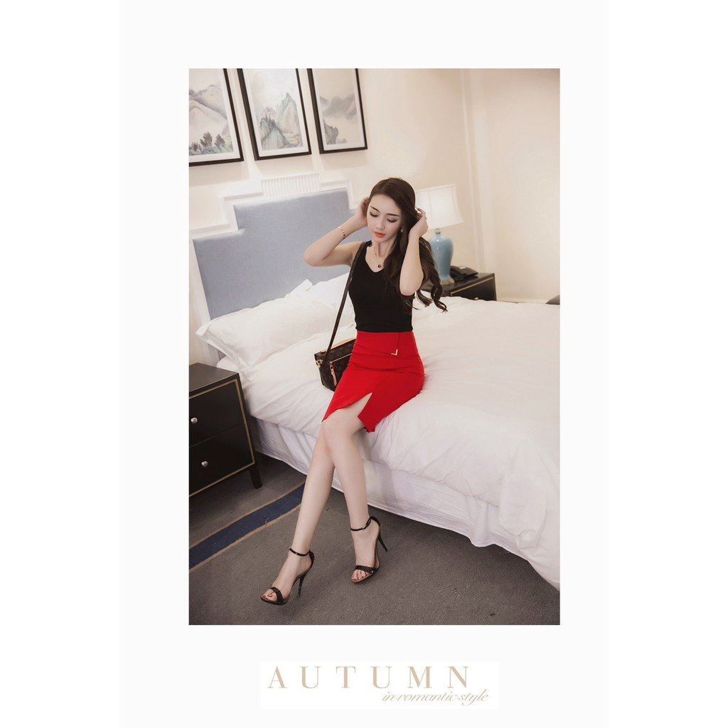 CHÂN VÁY XẺ TRƯỚC NGẮN TRÊN GỐI PHỐI PHỤ KIỆN | BigBuy360 - bigbuy360.vn