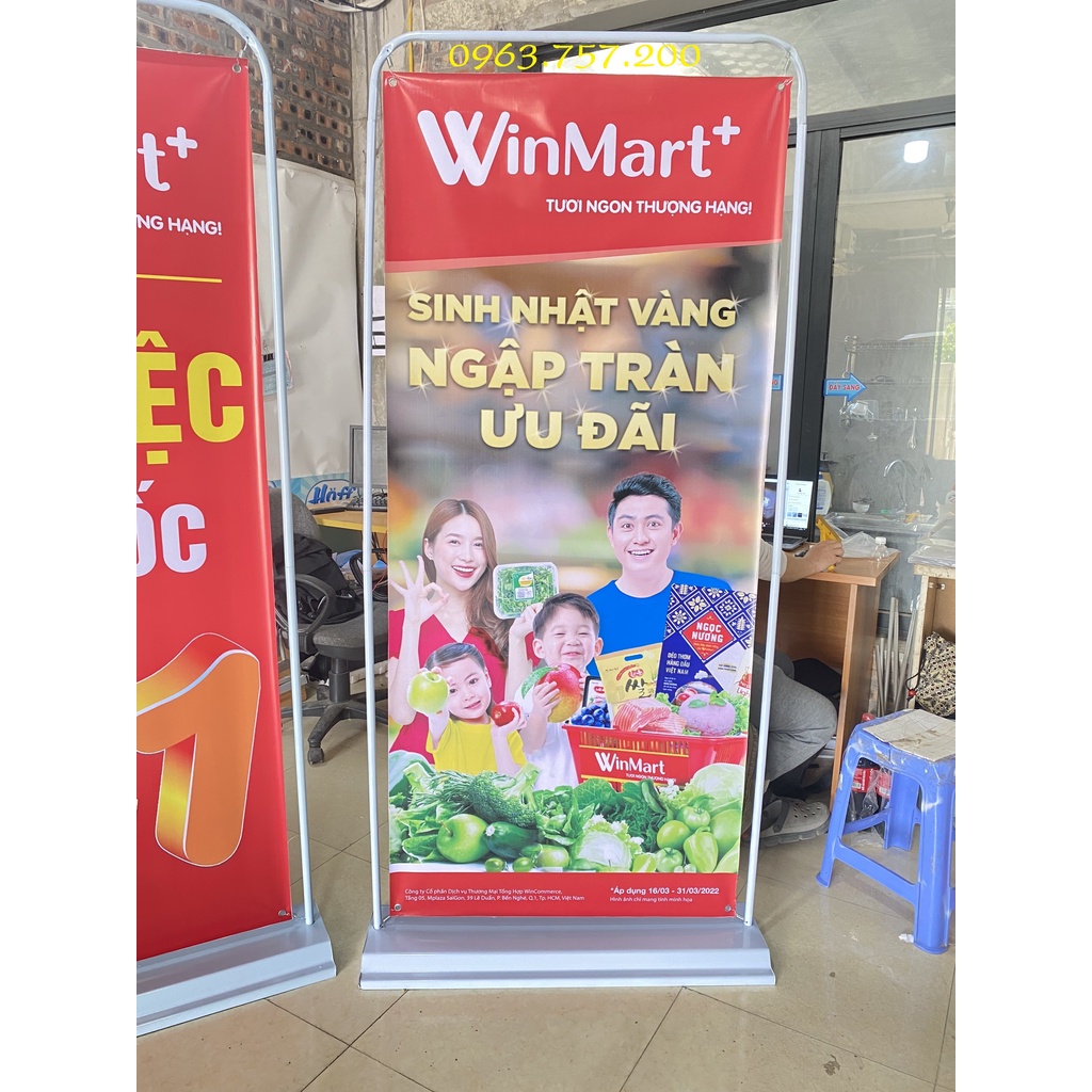 Standee kiểu cửa đế sắt nhập khẩu, Standee treo banner quảng cáo đế sắt kích thước 0.6x1.6m & 0.8x1.8m