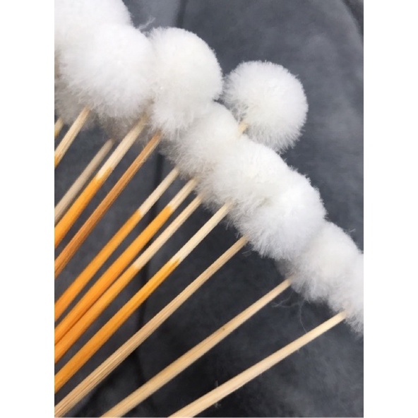 Bông Ngoáy Tai - Xoe Tai Cán Gỗ Massage Thư Giãn