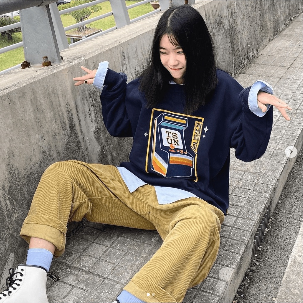 Áo sweater TSUN