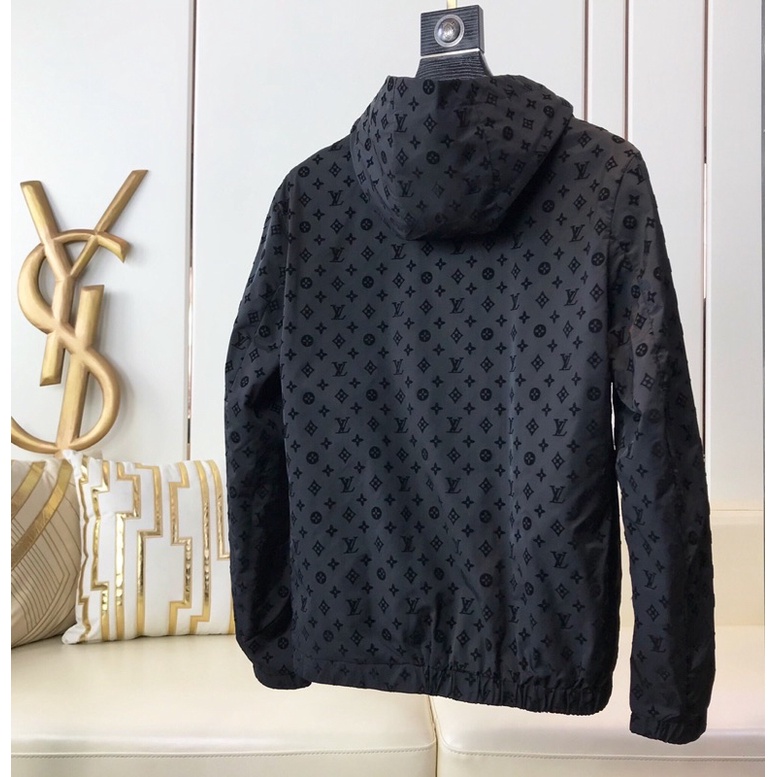 Áo khoác gió nam thương hiệu Louis Vuitton LV bản dày hoạ tiết logo