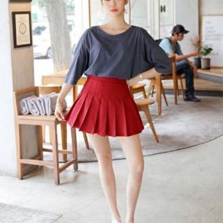 Váy nữ xếp ly có quần trong