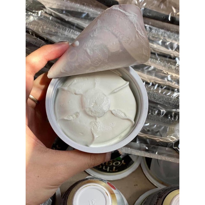 THÙNG 24 HŨ Kem sữa chua The Yogurt Lavelee Hàn Quốc hũ 180ml