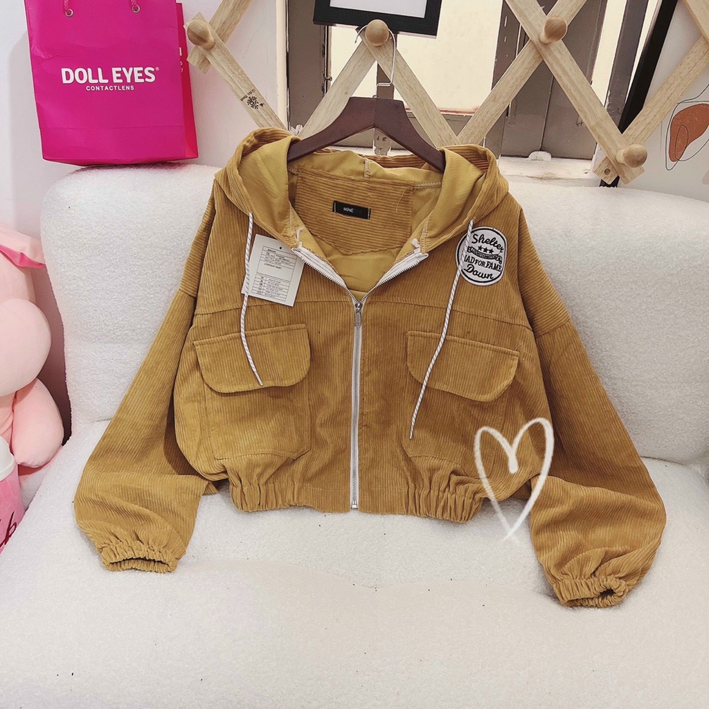 Áo khoác nữ croptop thêu chữ sau áo chất nhung tăm phối túi cao cấp BEBONGSTORE