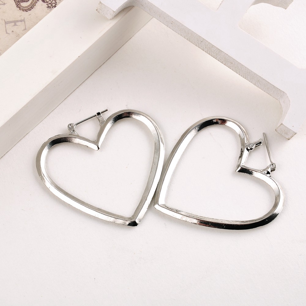 Set đôi bông tai hình trái tim nhỏ và hình trái tim lớn thiết kế đơn giản cho nữ