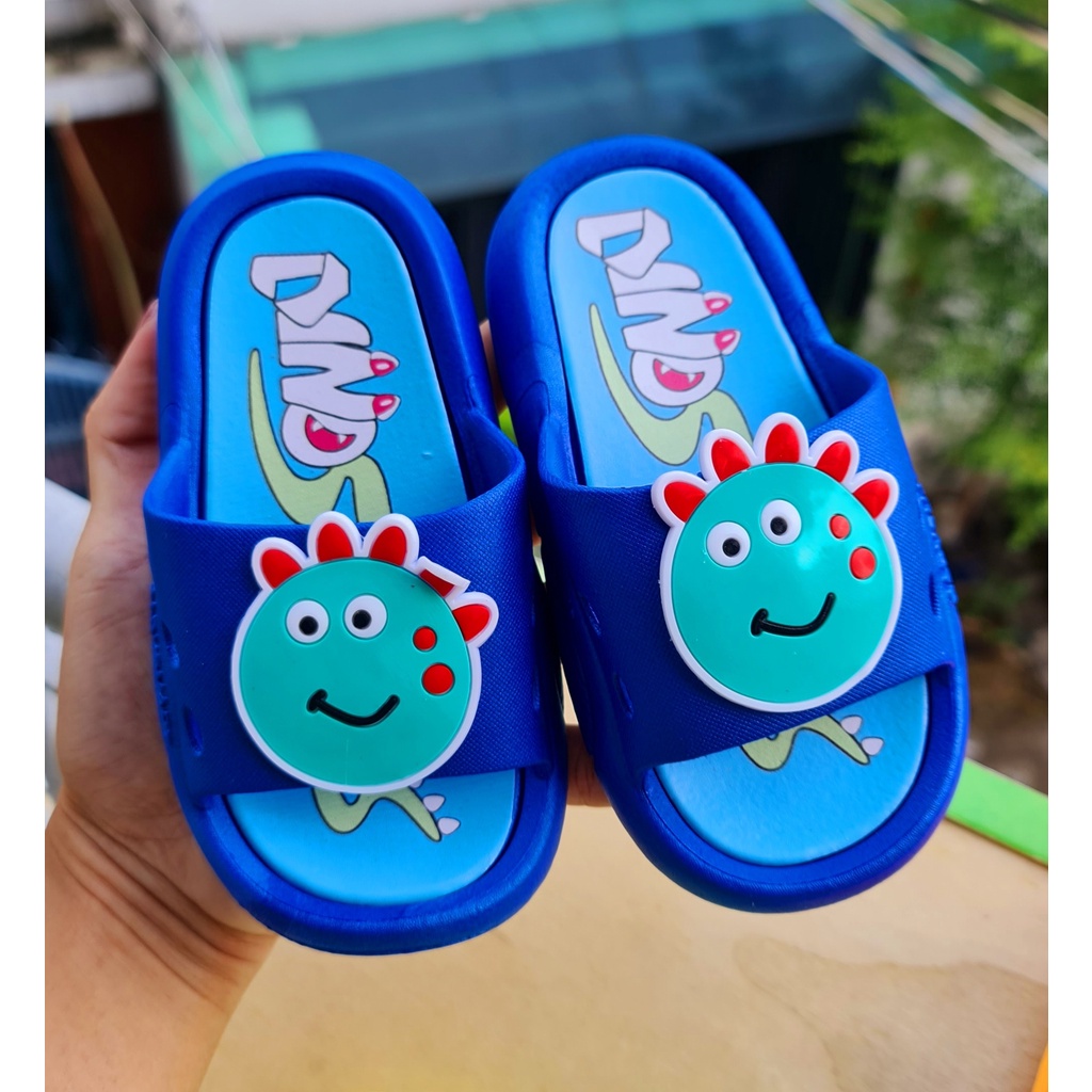 Dép bánh mì cho bé trai bé gái hình cá sấu hoạt hình chấm đỏ chất cao su mềm