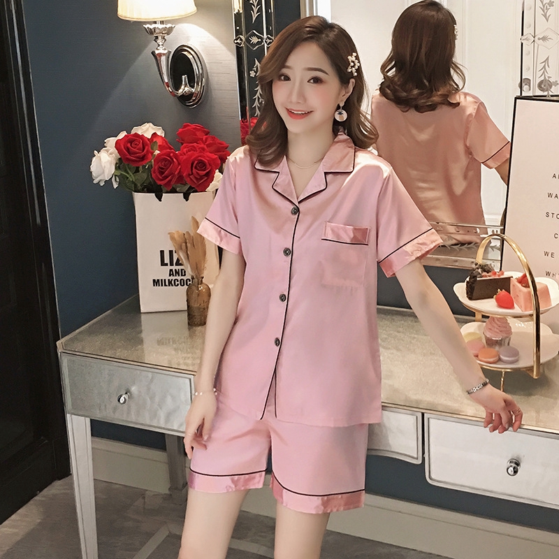Bộ Đồ Ngủ Lụa Bóng Tay Ngắn Dễ Thương Cho Nữ Size M-5Xl