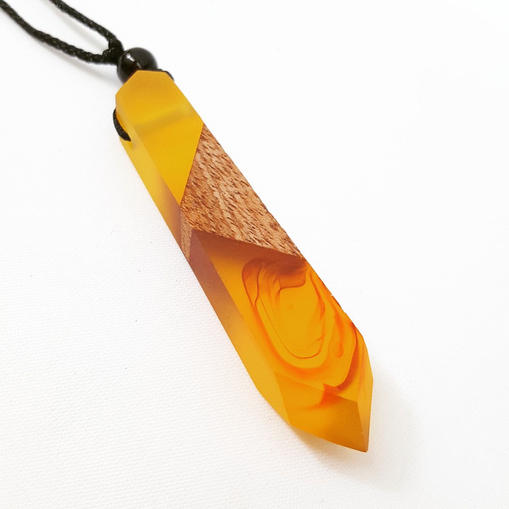 Vòng cổ may mắn dây chuyền Wood Resin từ gỗ tự nhiên 2018 mật ong đỏ