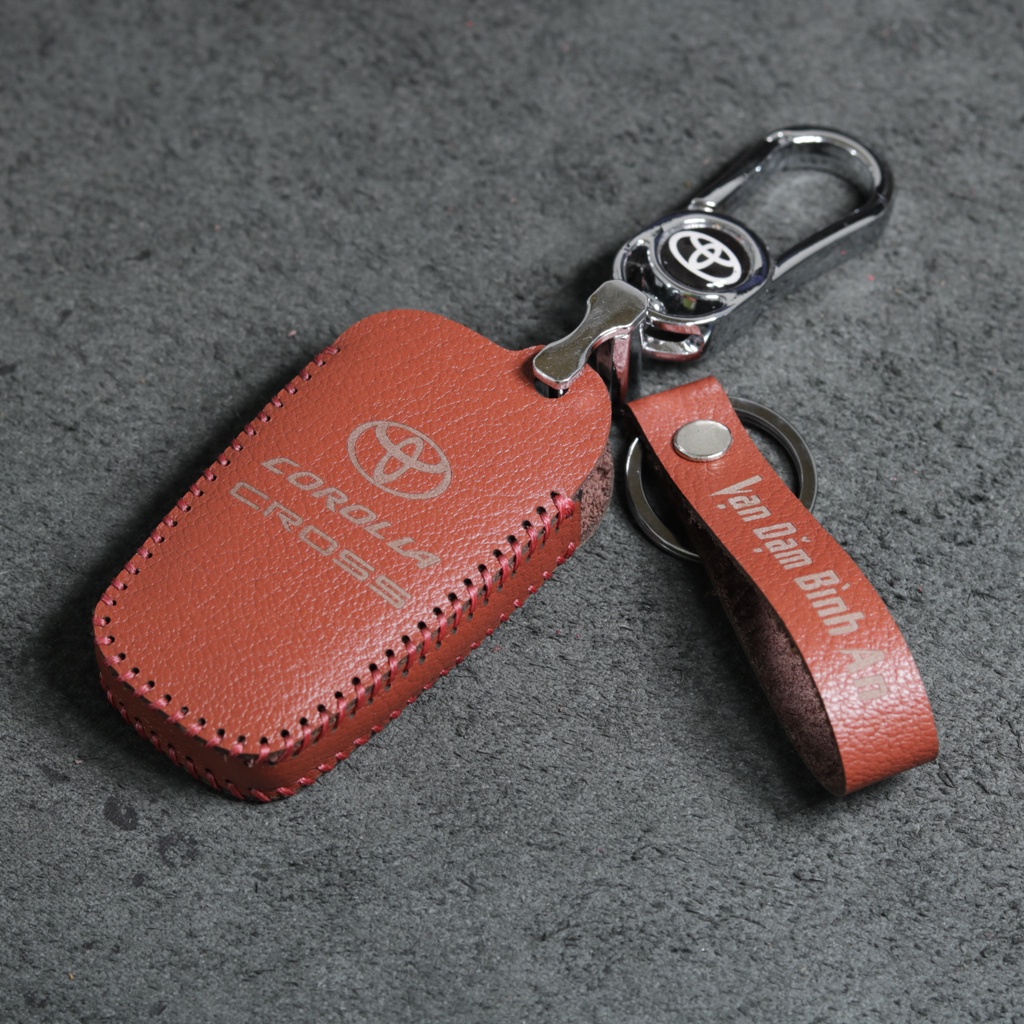 Bao da móc khoá bọc ốp chìa khoá xe ô tô Toyota Corolla Cross, da bò, nhiều màu, khâu thủ công To29