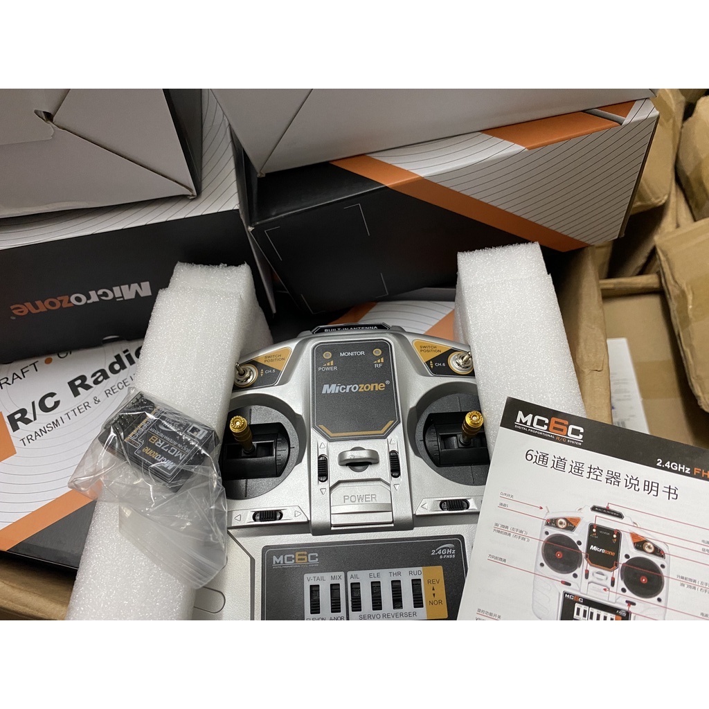 Tay điều khiển Microzone MC6C + Mạch thu Rx MC7RB 400-800m  dùng cho ôtô máy bay cano tăng RC MC6