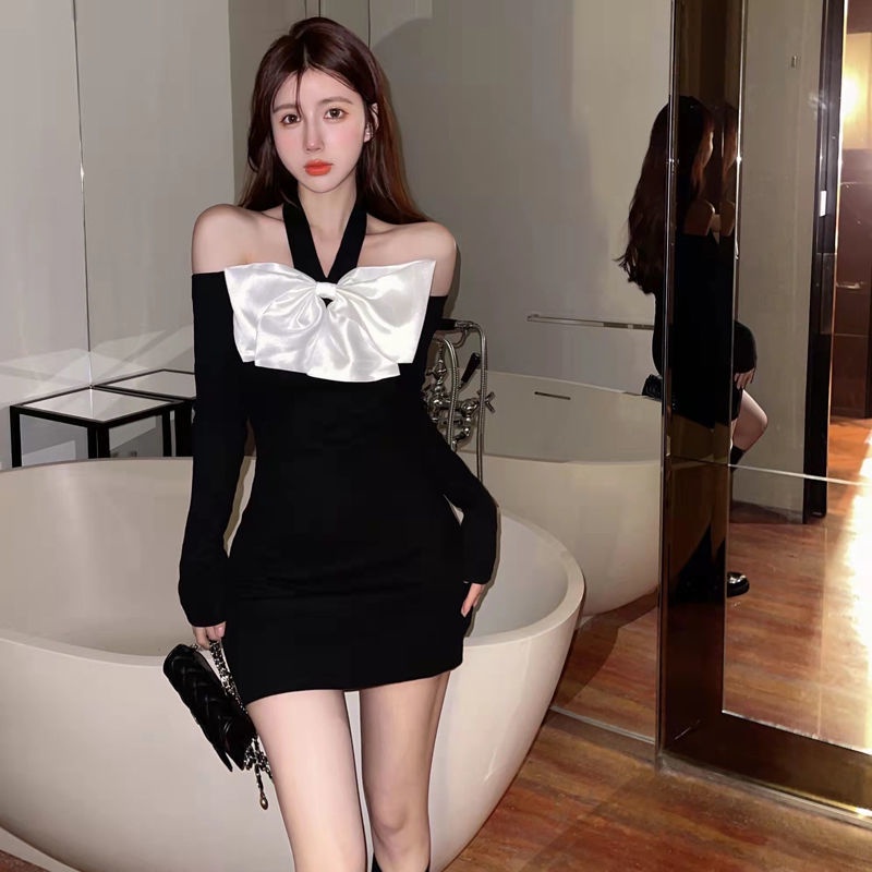 Đầm Ngắn Ôm Hông Hở Vai Có Thắt Nơ Quyến Rũ Màu Trơn Mùa Xuân Mới Dành Cho Bạn Nữ