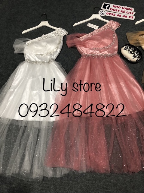 ẢNH VÀ VIDEO THẬT 1000% _ ĐẦM XOÈ KIM TUYẾN LỆCH VAI