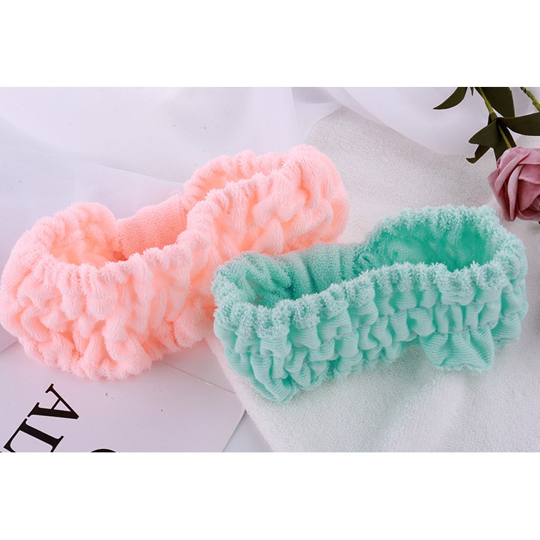 BĂNG ĐÔ CỐ ĐỊNH TÓC KHI RỬA MẶT, TRANG ĐIỂM TRONG SPA
