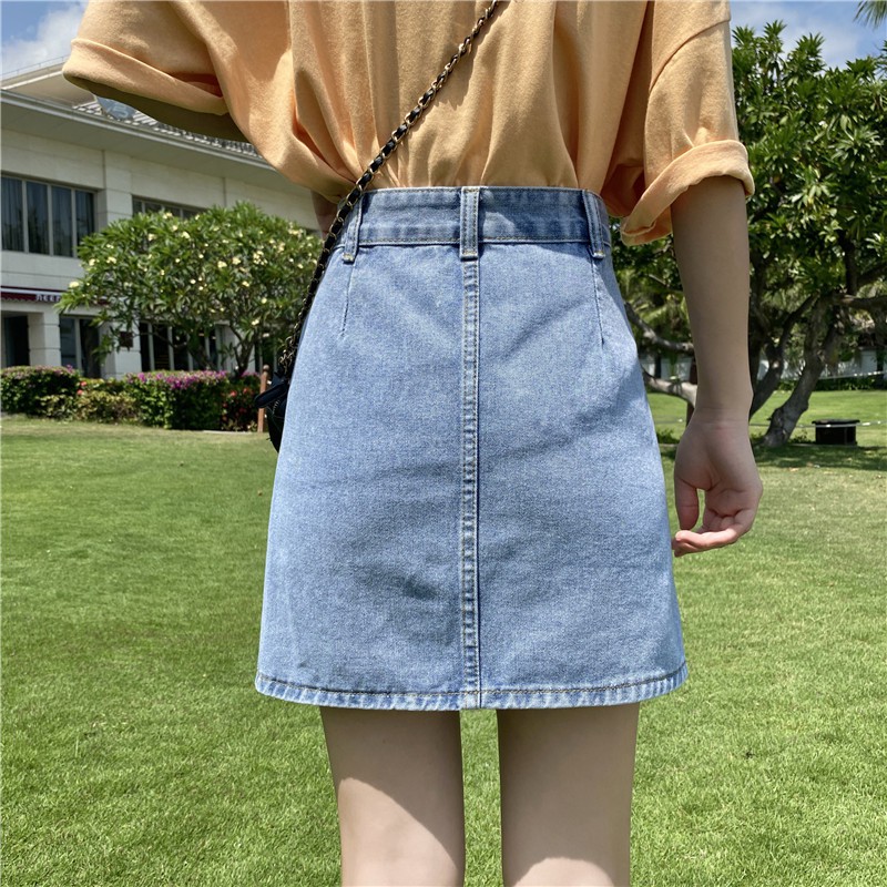 [ Mã 12FASHIONSALE1 giảm 10K đơn 50K ] Chân Chân Váy Denim Lưng Cao Dáng Chữ A Phối Nút Nhiều Màu Xinh Xắn