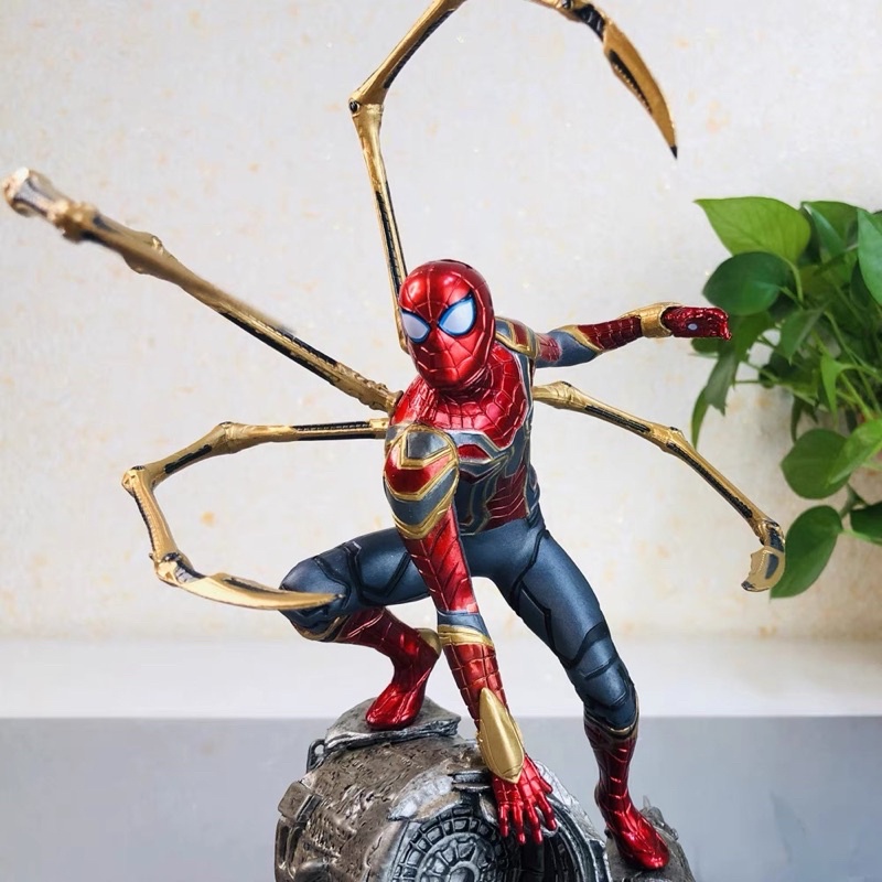 Hàng Mới  Mô hình người nhện Spider Man phiên bản Avengers cao 17cm - kèm đế siêu đẹp