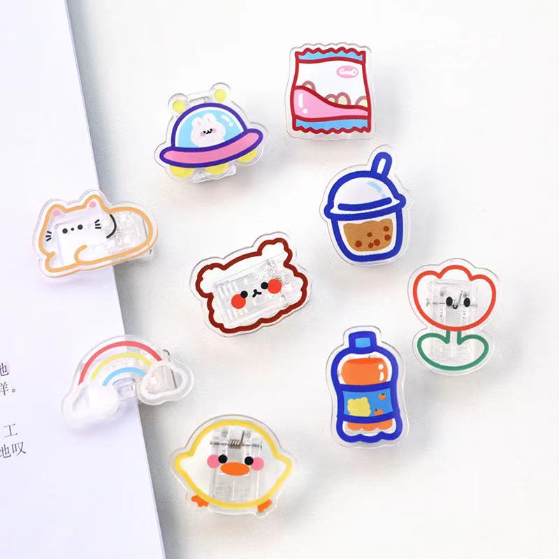 Kẹp Giấy Ghi Chú Bằng Acrylic Họa Tiết Hoạt Hình Dễ Thương Xinh Xắn