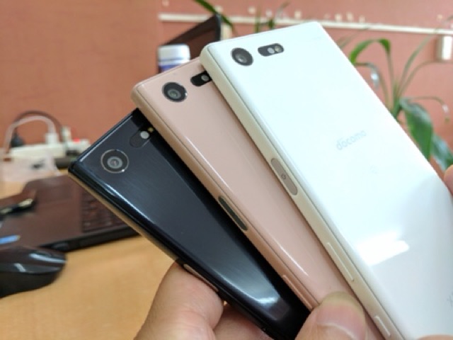 Điện thoại Sony X Compact hàng Nhật | BigBuy360 - bigbuy360.vn
