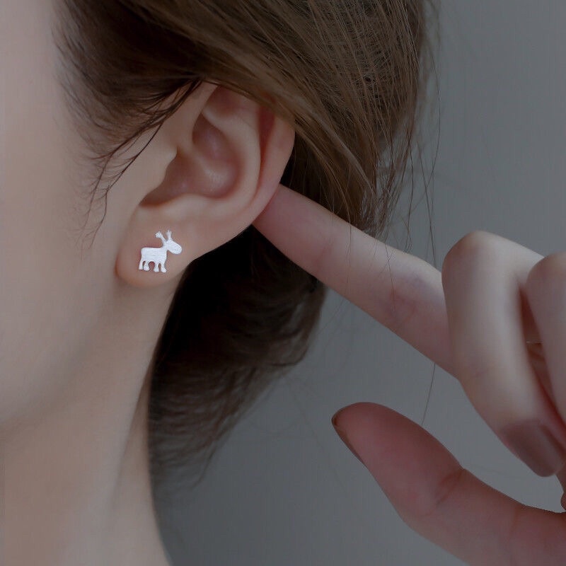 Khuyên Tai Bạc, Bông Tai Nữ Bất Cân Xứng Hình Hoa Tuyết Và Chú Tuần Lộc Dễ Thương S92590