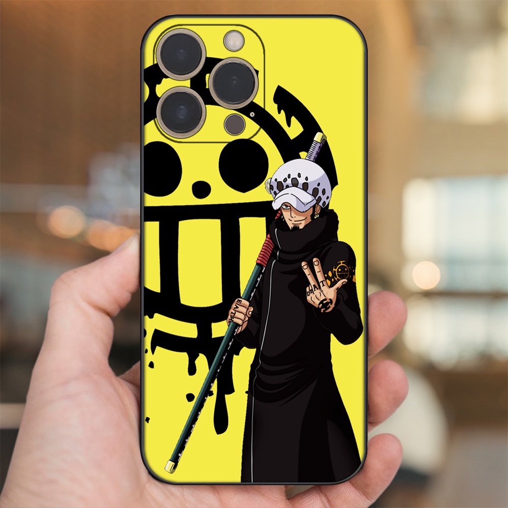 Ốp lưng iPhone 13 Pro dẻo đen cạnh vuông in hình Law One Piece