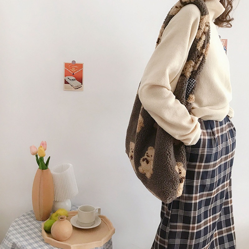 Seng Túi Xách Đeo Vai Bằng Vải Lông Cừu Phối Hình Gấu Dễ Thương Giữ Ấm Mùa Đông Cho Nữ