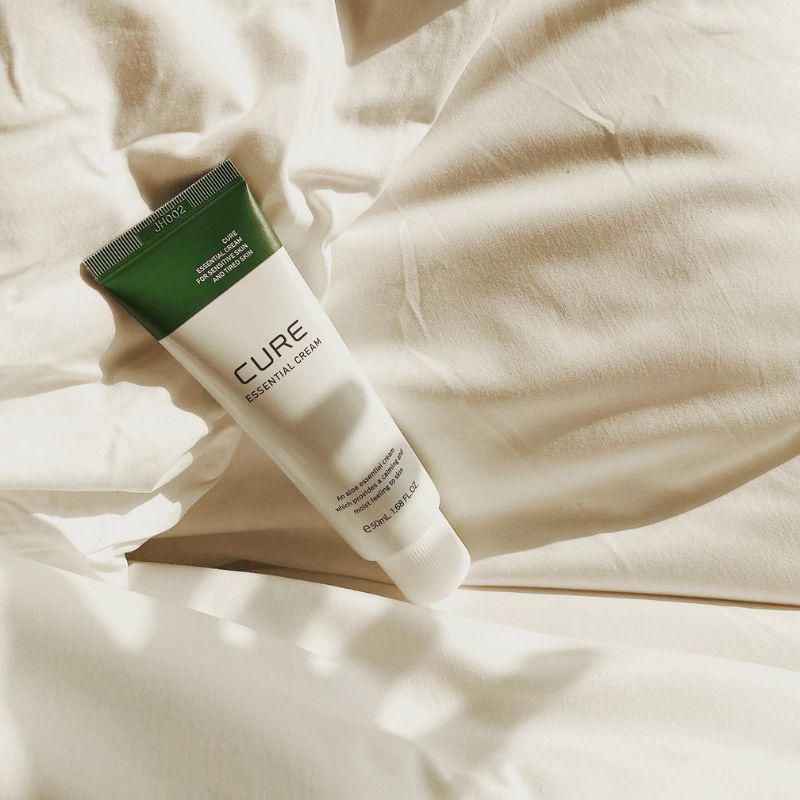 Kem Dưỡng Phục Hồi - Giảm Kích Ứng Làm Dịu Da CURE ESSENTIAL CREAM 50ML