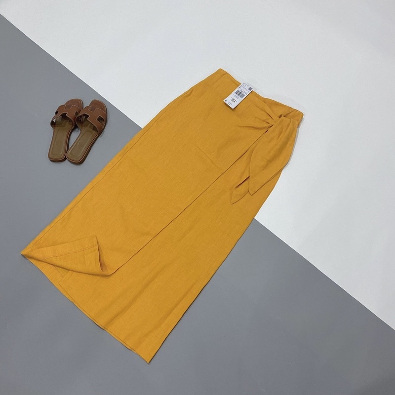 Chân váy linen MNG
