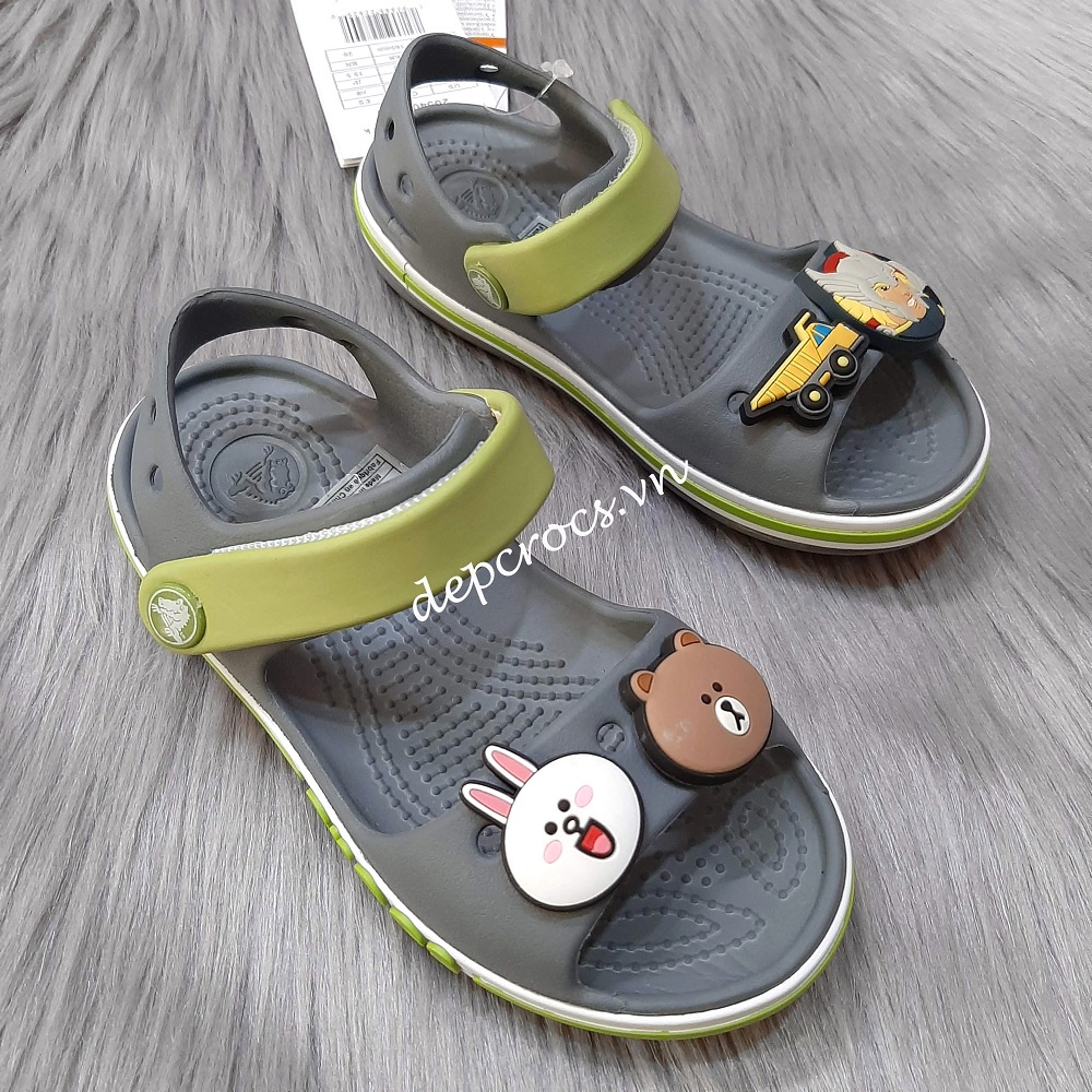 Sandal crocs bé trai bé gái, sandal cross cho bé màu xám tặng kèm jibbitz stickers - Cross house